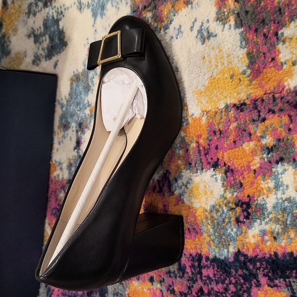 Cole Haan Emory Bow Pump Black Leather 3 inch - Picture 6 of 10